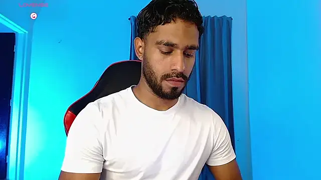 Snapshot of Christian_thor chatting on 02-11-26, 04:28 Christian thor online show from 02-11-26, 04:28