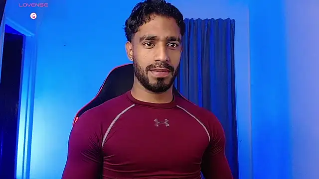 Snapshot of Christian_thor chatting on 02-15-26, 04:42 Christian thor online show from 02-15-26, 04:42