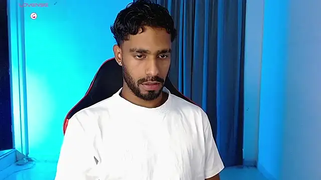 Snapshot of Christian_thor chatting on 02-16-26, 03:24 Christian thor online show from 02-16-26, 03:24