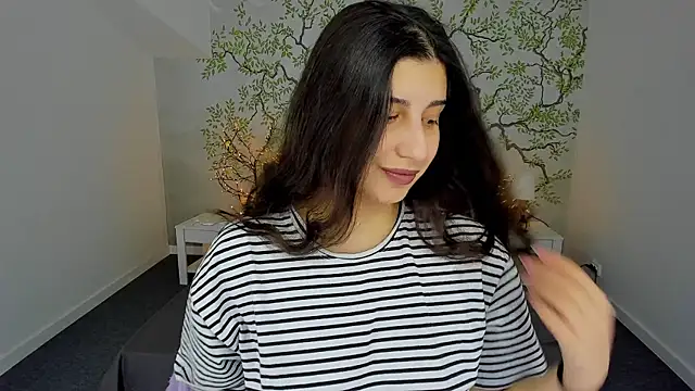 Linda EX online show from 02-07-25, 07:29