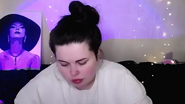 Emily Mo online show from 02-26-26, 06:56