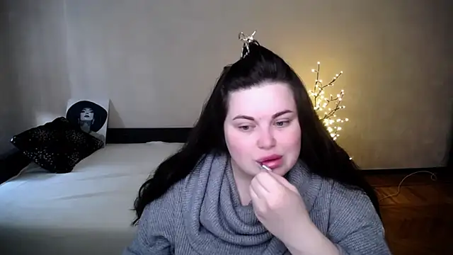 Emily Mo online show from 04-02-26, 05:27