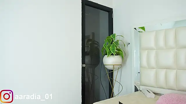 Anais aradia online show from 02-03-26, 06:40