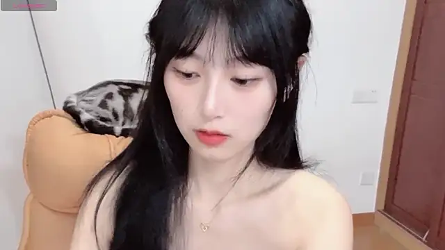 4uoki online show from 10-19-25, 02:18