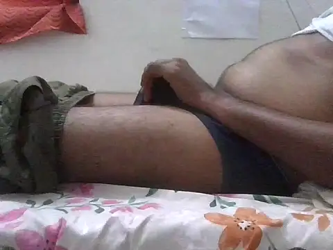 Snapshot of divi5555 chatting on 06-14-26, 05:42 divi5555 online show from 06-14-26, 05:42