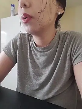 DianiQueenn online show from 04-16-26, 01:34