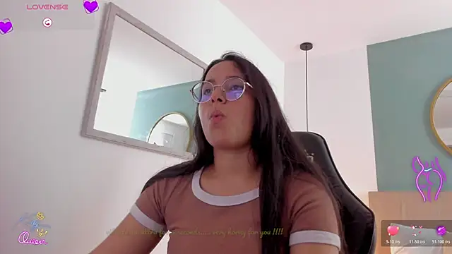 Snapshot of lucy_blue28 chatting on 03-30-26, 02:40 lucy blue28 online show from 03-30-26, 02:40