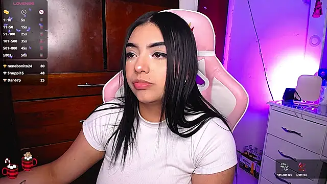 Snapshot of eva_six chatting on 01-07-25, 10:30 eva six online show from 01-07-25, 10:30