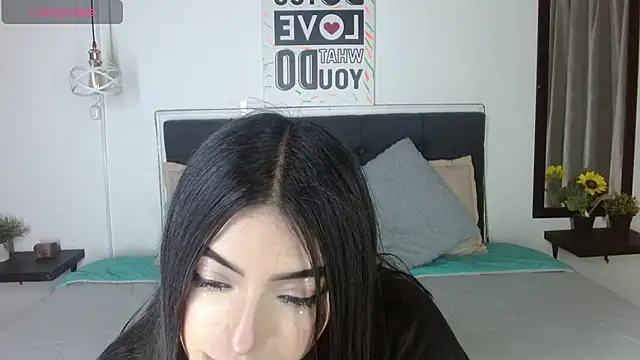 Snapshot of eva_six chatting on 10-07-25, 05:43 eva six online show from 10-07-25, 05:43