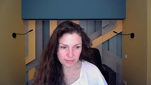 EllaLong online show from 01-13-26, 12:43