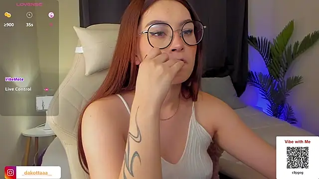 dakottaa  online show from 01-22-25, 10:26