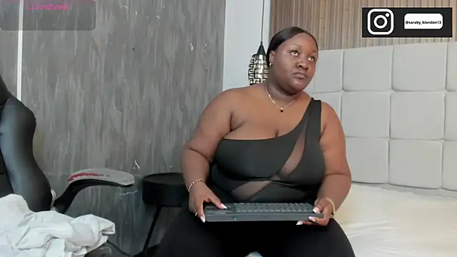 Snapshot of Saravy_Blandon chatting on 02-08-26, 10:40 Saravy Blandon online show from 02-08-26, 10:40