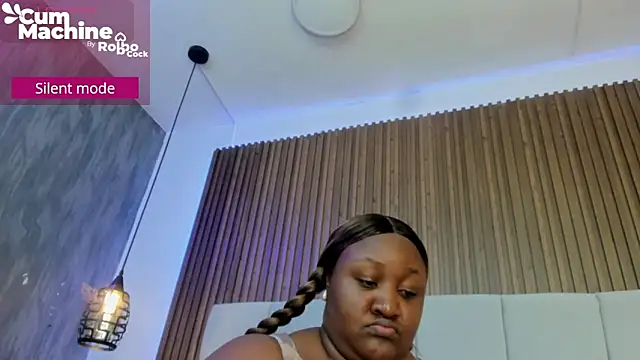 Snapshot of Saravy_Blandon chatting on 02-28-26, 10:38 Saravy Blandon online show from 02-28-26, 10:38