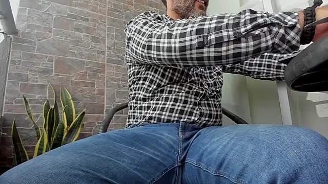 Maxi TheBigDaddy online show from 03-19-26, 12:53