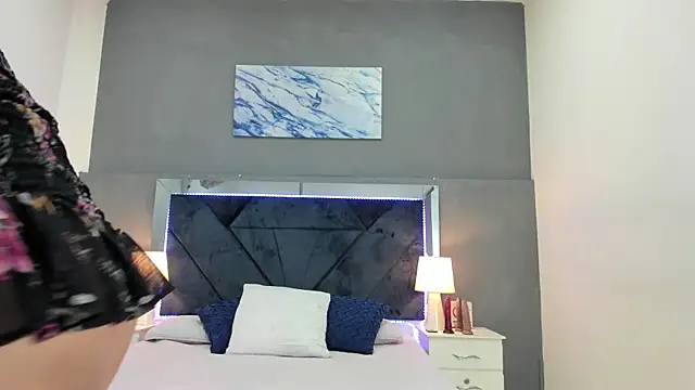 Lauralove 69 online show from 01-08-26, 09:06