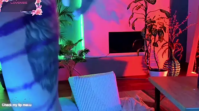 Megan inked online show from 10-04-25, 03:37