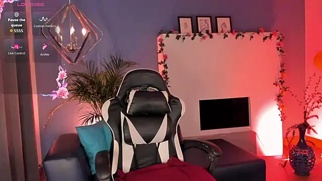 Megan inked online show from 02-13-26, 04:19