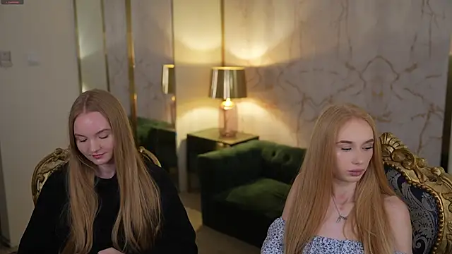 Amelia Blaze online show from 10-11-25, 10:58