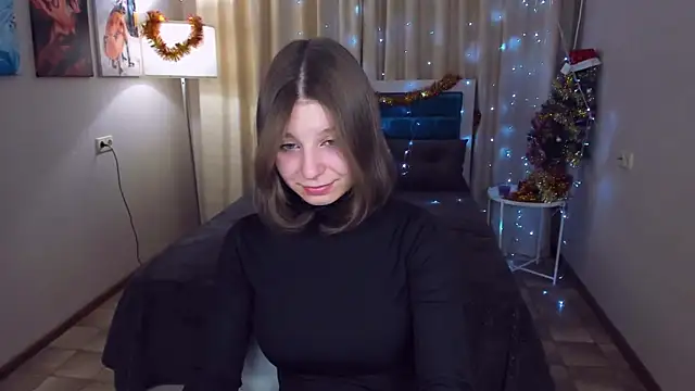 Snapshot of RinaMoore chatting on 01-17-25, 11:06 RinaMoore online show from 01-17-25, 11:06