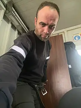 mustican422 online show from 01-12-25, 05:34