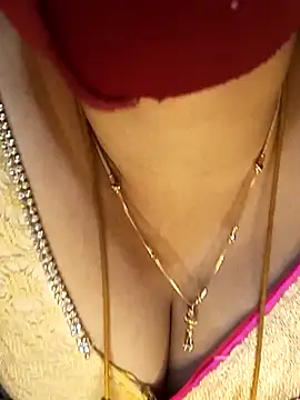 tuttifrutti17 online show from 12-24-24, 05:55