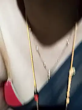 tuttifrutti17 online show from 10-27-25, 06:12