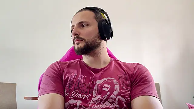 iurytx online show from 11-21-25, 05:33