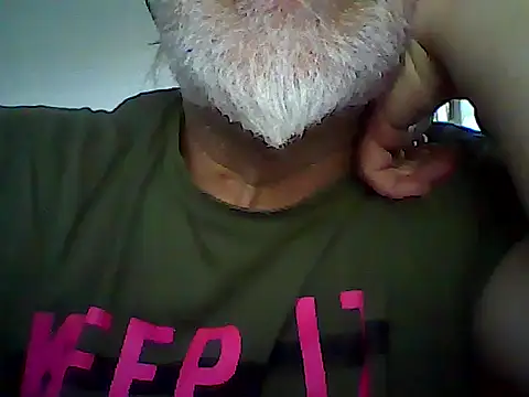 Snapshot of xcimeru chatting on 06-12-26, 12:04 xcimeru online show from 06-12-26, 12:04