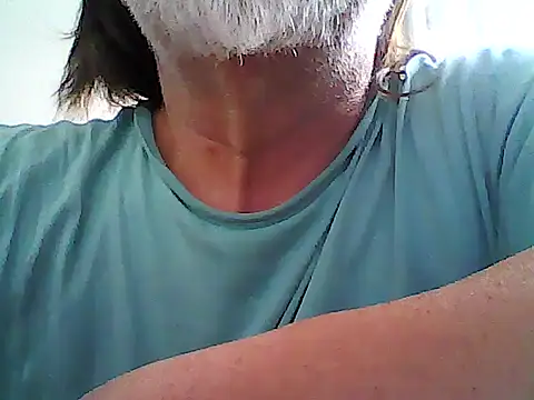 Snapshot of xcimeru chatting on 06-17-26, 07:00 xcimeru online show from 06-17-26, 07:00