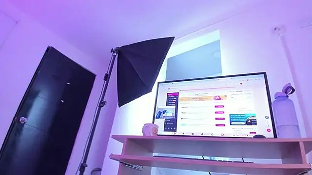 izaro22 online show from 09-26-25, 02:32