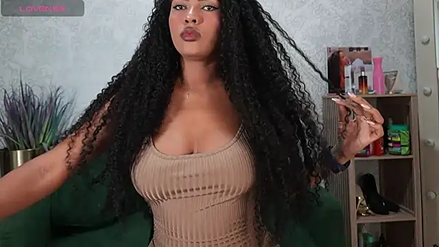 HOTBLACKANDWHITE2 online show from 04-17-26, 03:53