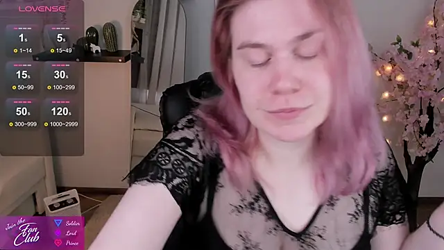 Snapshot of Nancy_Sun_ chatting on 01-17-25, 11:06 Nancy Sun online show from 01-17-25, 11:06