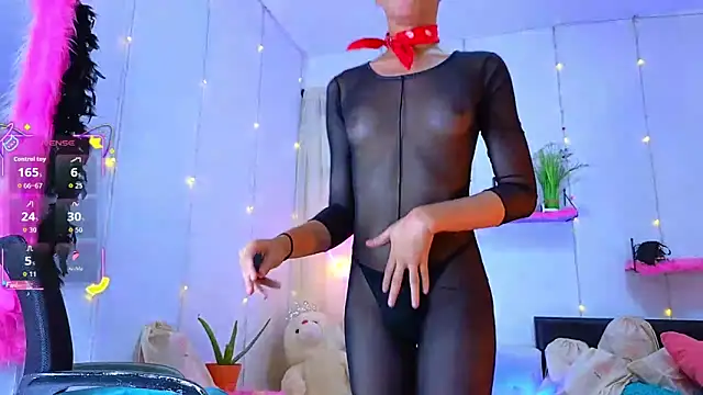 Ariel Femboy  online show from 09-28-25, 04:18