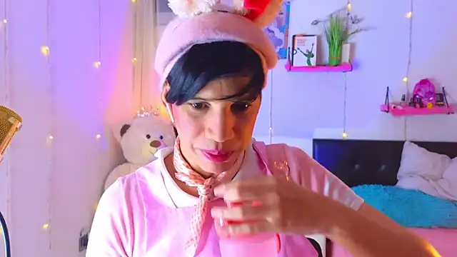 Ariel Femboy  online show from 10-24-25, 03:47