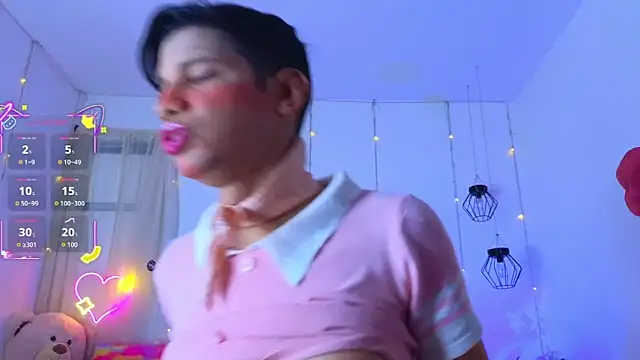 Ariel Femboy  online show from 12-21-25, 05:03