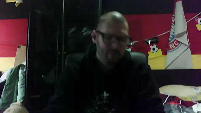 Die-geile-Sau online show from 11-30-25, 12:53