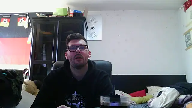 Die-geile-Sau online show from 04-11-26, 12:31