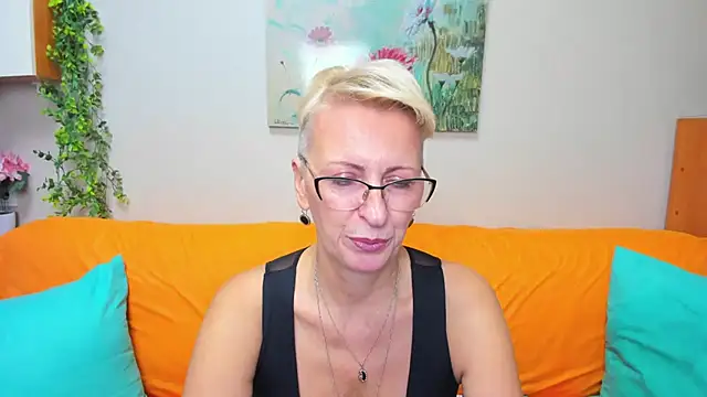 iamyourdream89 online show from 11-24-25, 04:40