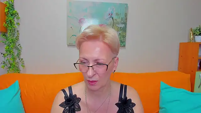 iamyourdream89 online show from 04-03-26, 04:27