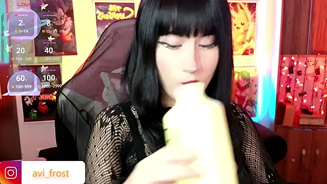 Snapshot of avi_frost chatting on 01-25-25, 06:45 avi frost online show from 01-25-25, 06:45