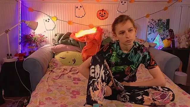 Frank Fraer online show from 11-08-25, 08:03