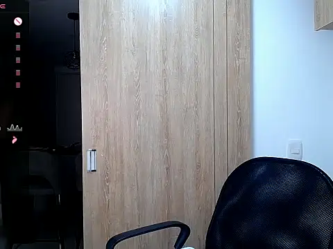 Danna Ross  online show from 03-12-26, 08:15