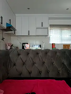 Snapshot of Yung-Missy chatting on 02-02-26, 10:47 Yung-Missy online show from 02-02-26, 10:47