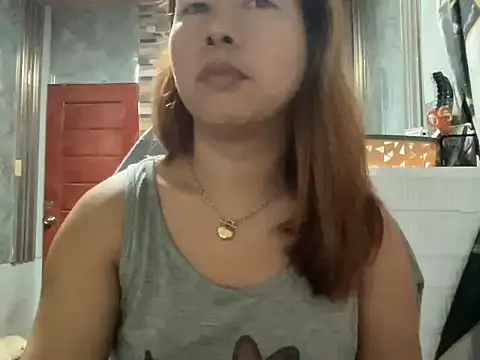 Snapshot of UrLove_Marga chatting on 04-21-26, 08:34 UrLove Marga online show from 04-21-26, 08:34