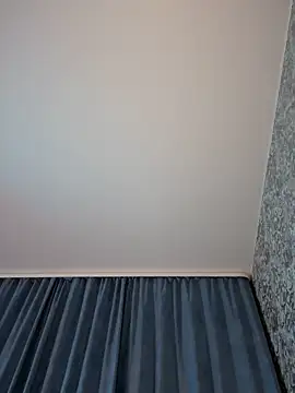 Snapshot of Alina_Vibe_Me chatting on 12-16-24, 02:47 Alina Vibe Me online show from 12-16-24, 02:47