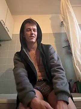 Toyjungee online show from 12-29-24, 03:13