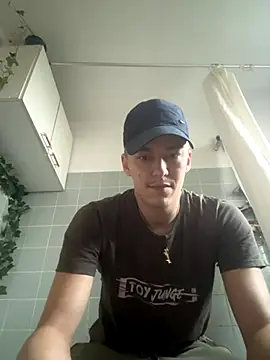 Toyjungee online show from 09-19-25, 05:24