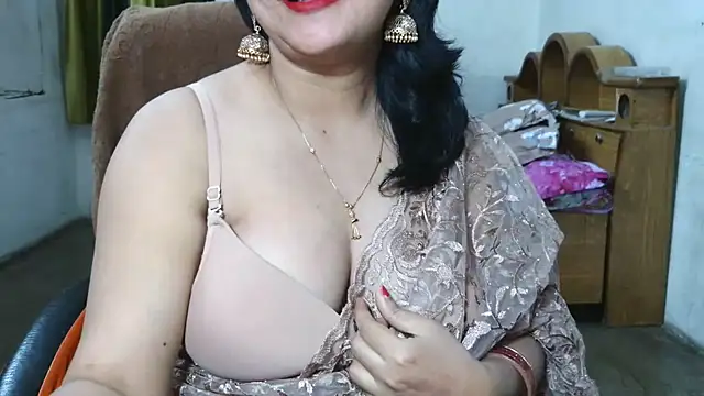 Snapshot of Cute_Mahi22 chatting on 07-12-26, 07:10 Cute Mahi22 online show from 07-12-26, 07:10
