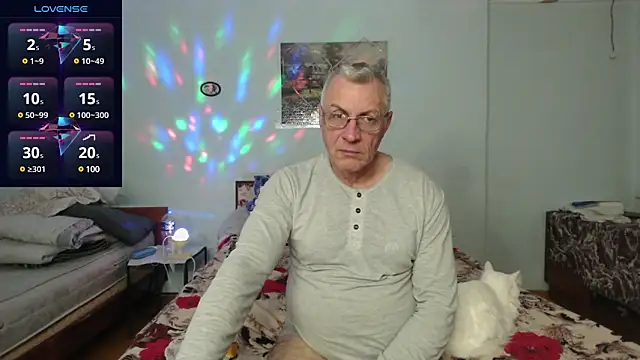 Snapshot of sexman181166 chatting on 02-10-25, 07:49 sexman181166 online show from 02-10-25, 07:49