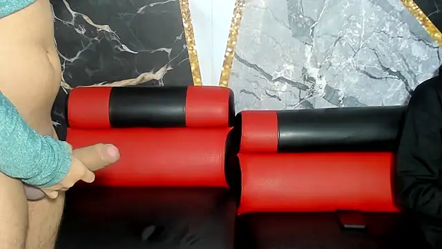 Snapshot of hot-threesome chatting on 03-20-25, 03:14 hot-threesome online show from 03-20-25, 03:14